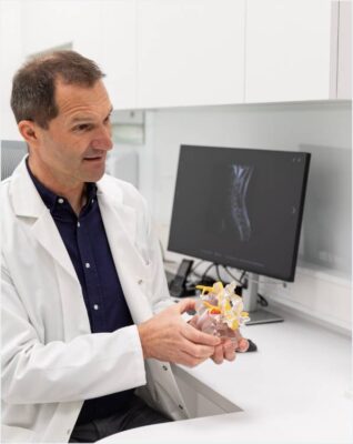 Spondiloliza prikaz ortopeda